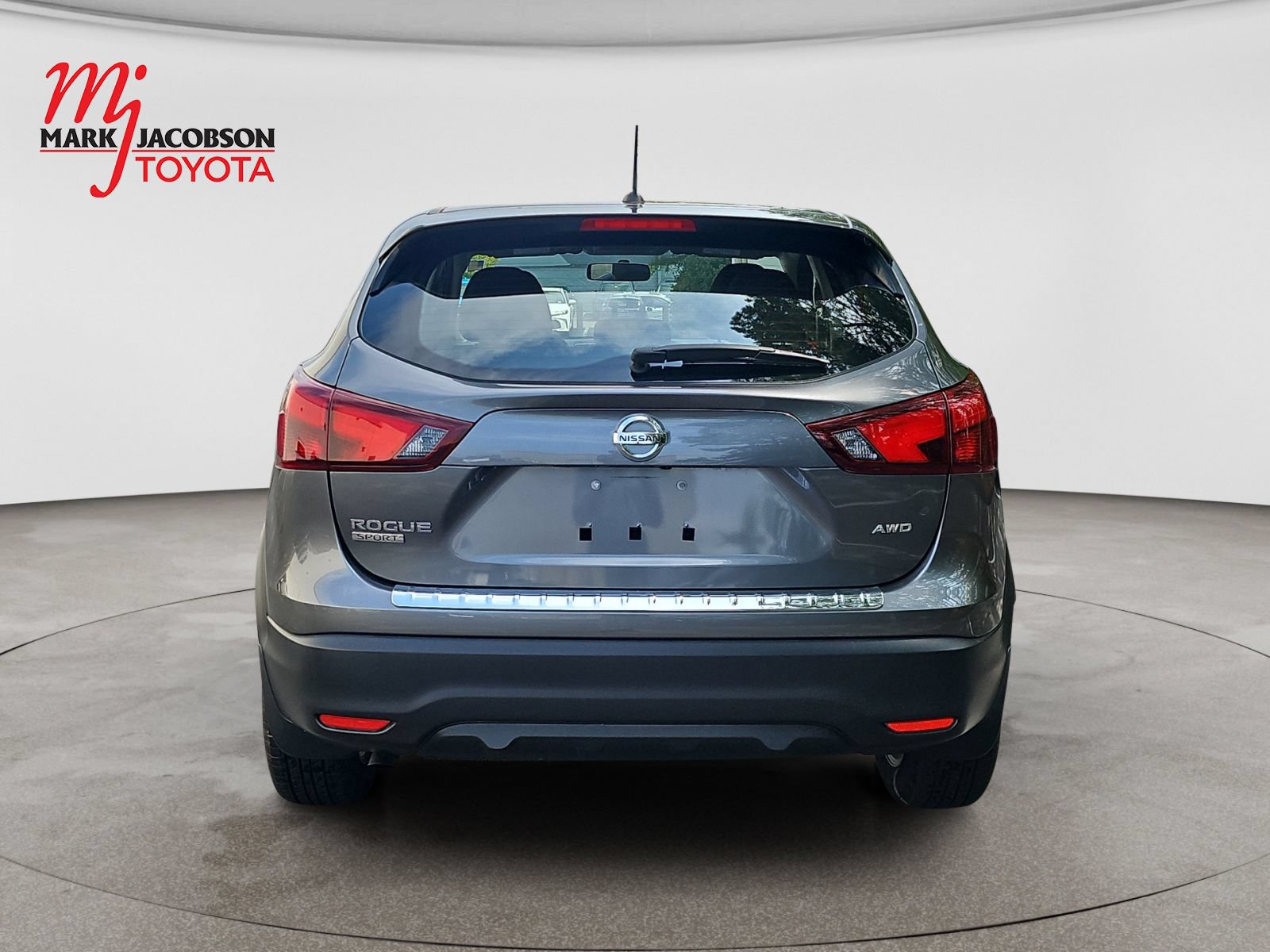 Used 2019 Nissan Rogue Sport S w/ Appearance Package AWD/4WD image 10