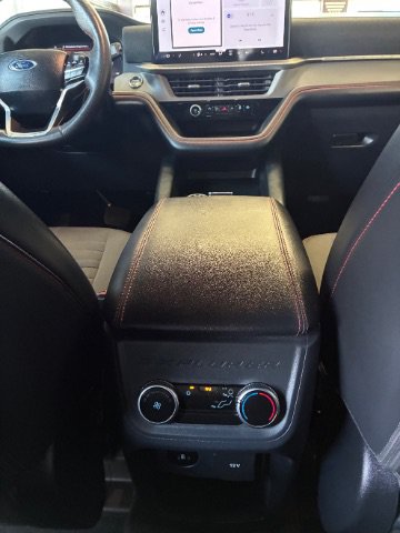 Used 2025 Ford Explorer ST-Line w/ ST-Line Street Pack AWD/4WD image 14