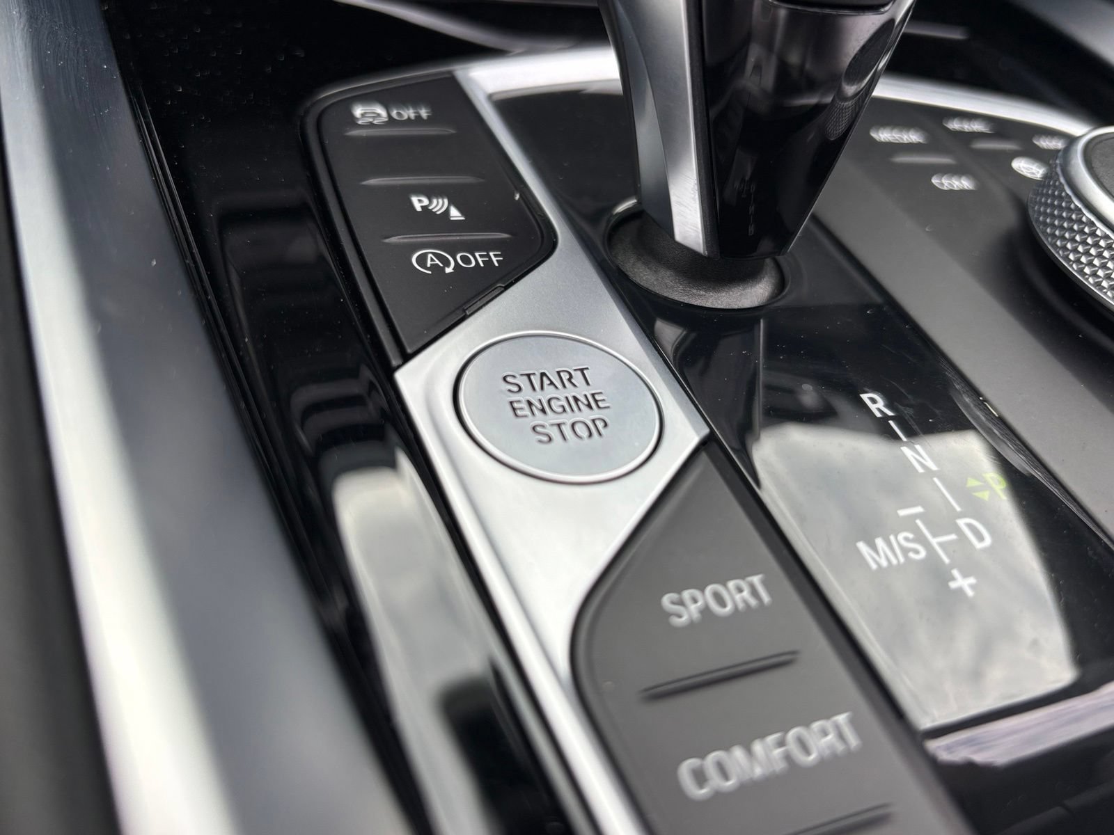 Used 2022 BMW Z4 sDrive30i RWD image 25