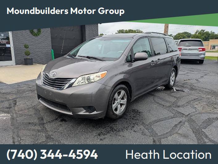 Used 2011 Toyota Sienna LE w/ Towing Pkg FWD image 1