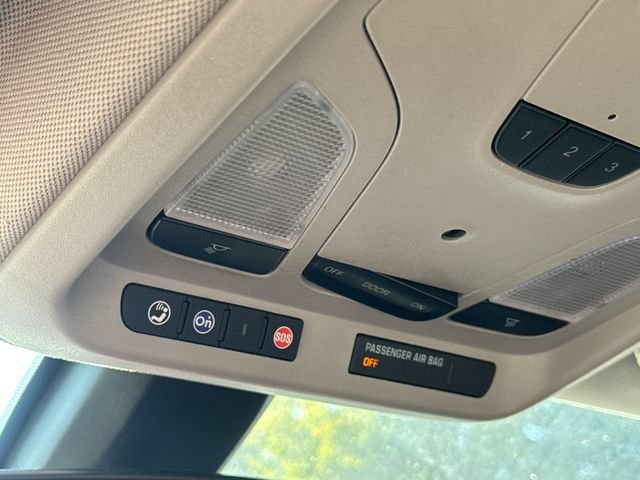 Used 2018 Chevrolet Impala Premier FWD image 29