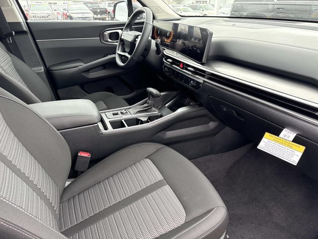 New 2026 Kia Sorento LX FWD image 17