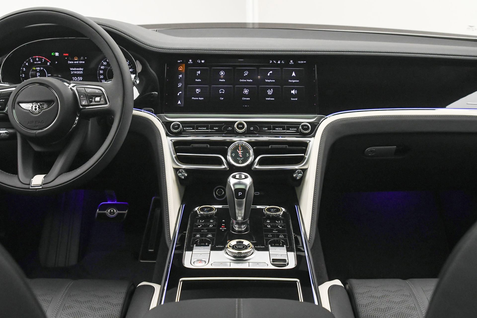 Used 2025 Bentley Flying Spur Plug-In Hybrid image 37