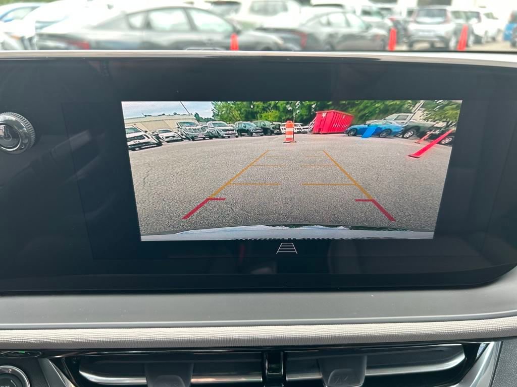 Used 2025 Buick Envista Avenir image 21