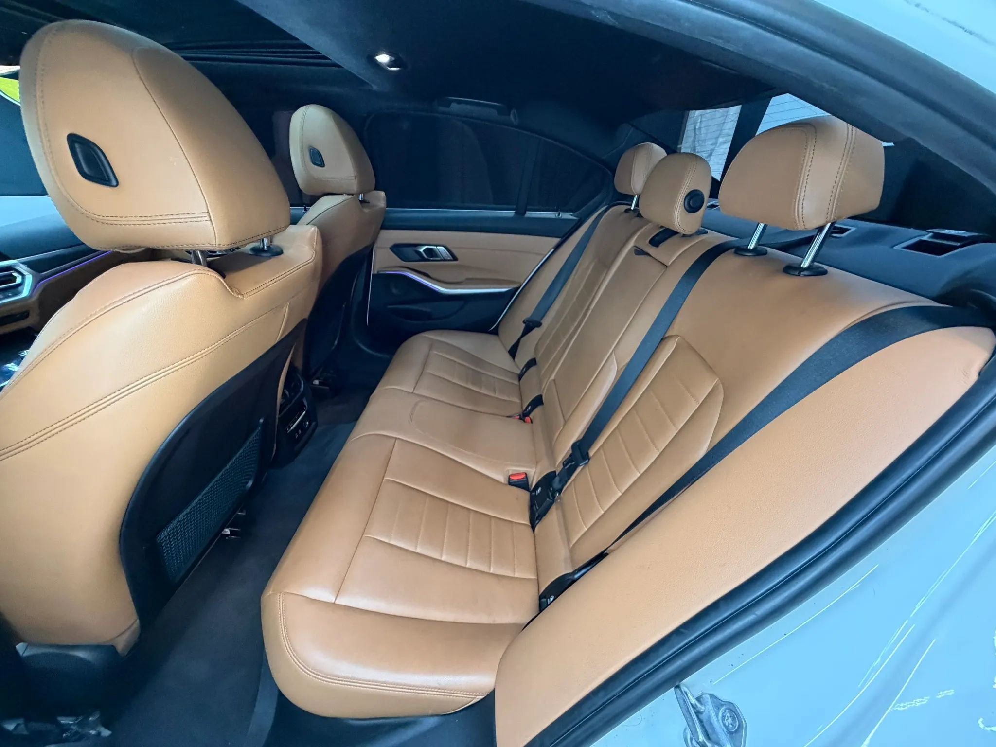 Used 2019 BMW 330i xDrive Sedan w/ Premium Package AWD/4WD image 35