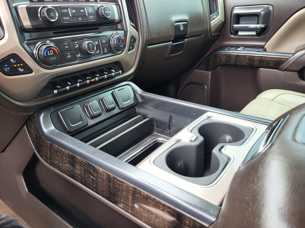 Used 2015 GMC Sierra 2500 Denali w/ Duramax Plus Package AWD/4WD image 23