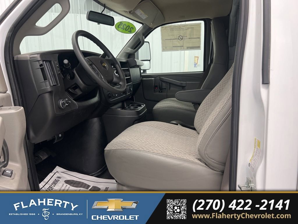 New 2025 Chevrolet Express 3500 w/ Power Convenience Package image 9