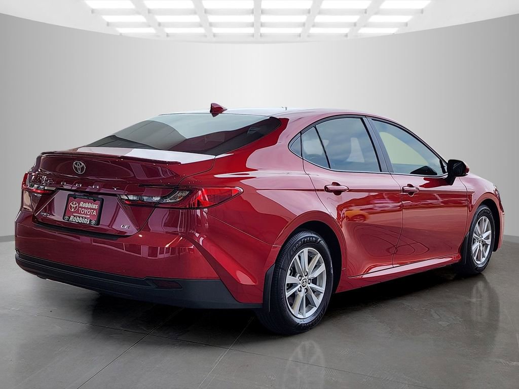 Used 2025 Toyota Camry LE w/ Convenience Package FWD image 5
