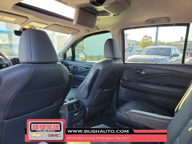 Used 2021 Honda Pilot Touring image 14
