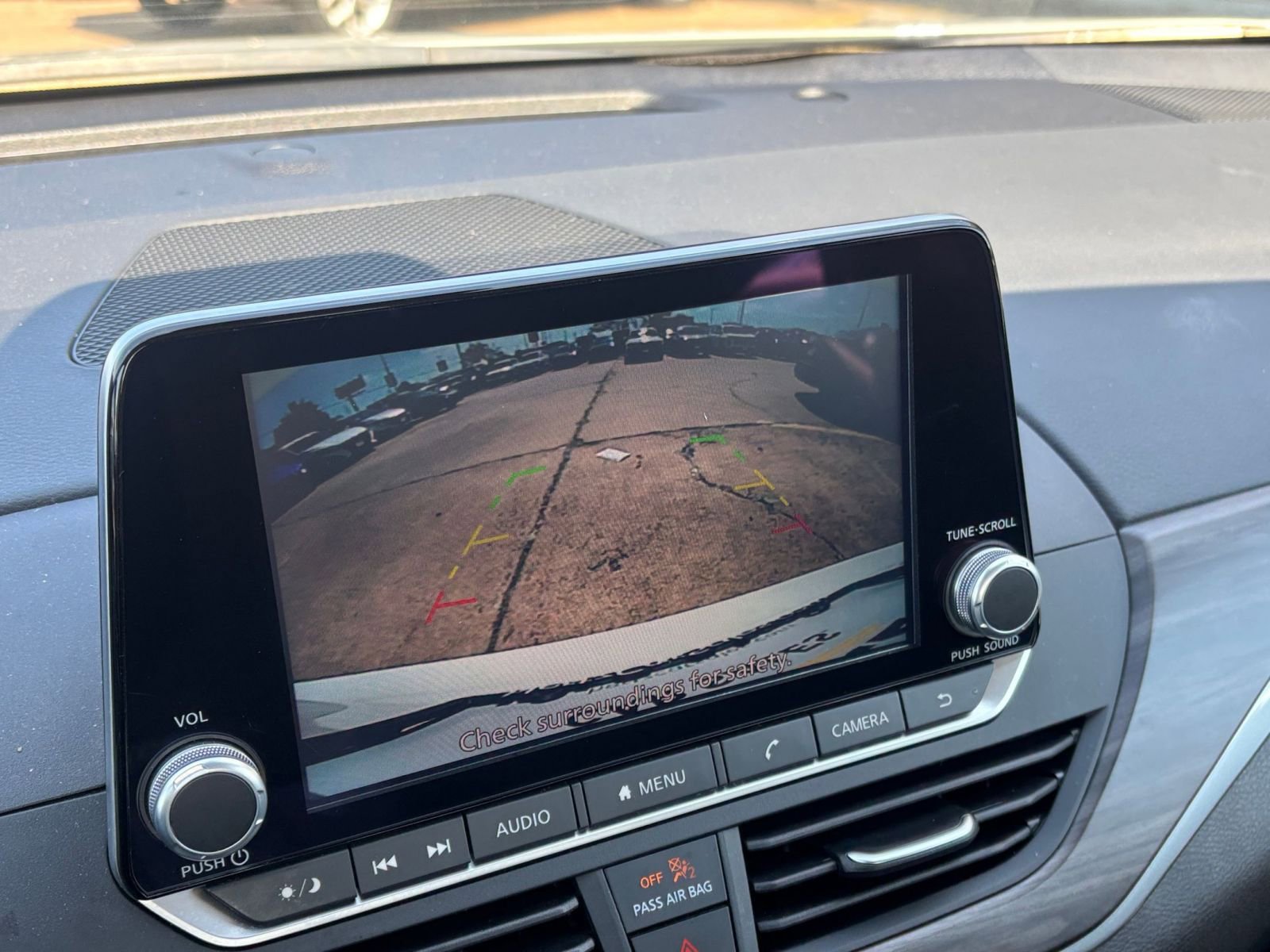 Used 2025 Nissan Altima 2.5 SV FWD image 23