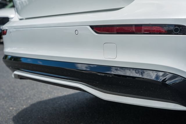 Certified 2024 Volvo S60 B5 Plus AWD/4WD image 8