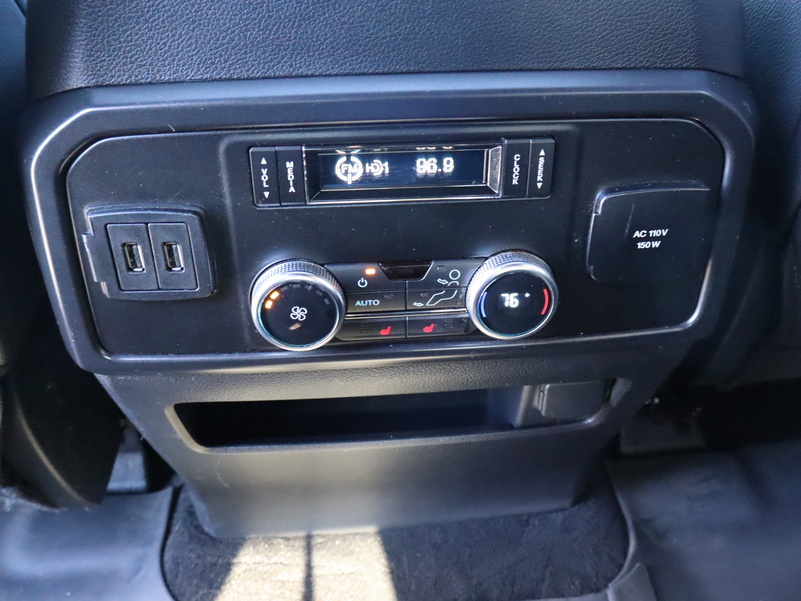 Used 2020 Ford Expedition Limited w/ Special Edition Package image 34