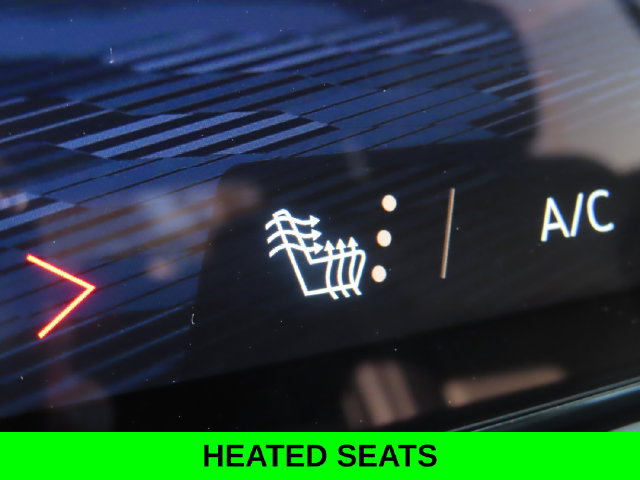 Used 2026 Chevrolet Traverse LT AWD/4WD image 4