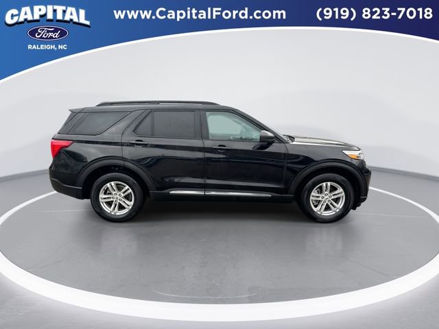 Certified 2022 Ford Explorer XLT image 9