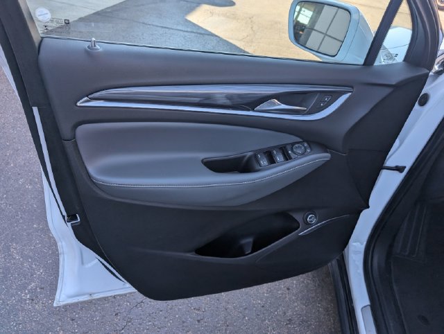 Used 2019 Buick Enclave Essence AWD/4WD image 14