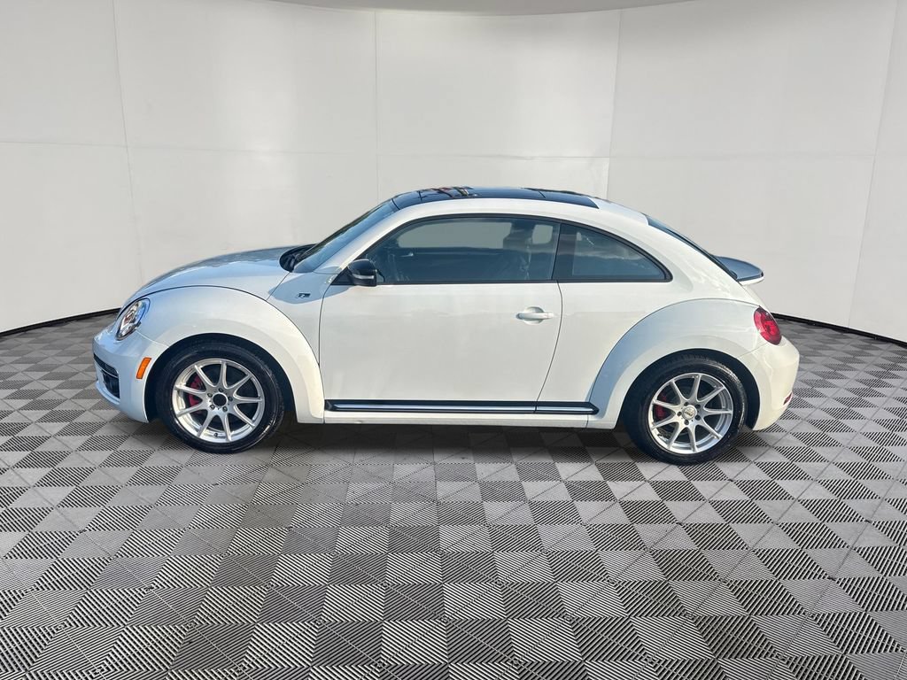 Used 2016 Volkswagen Beetle R-Line SE FWD image 2