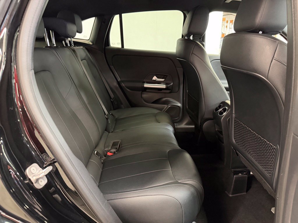 Used 2025 Mercedes-Benz GLA 250 image 13