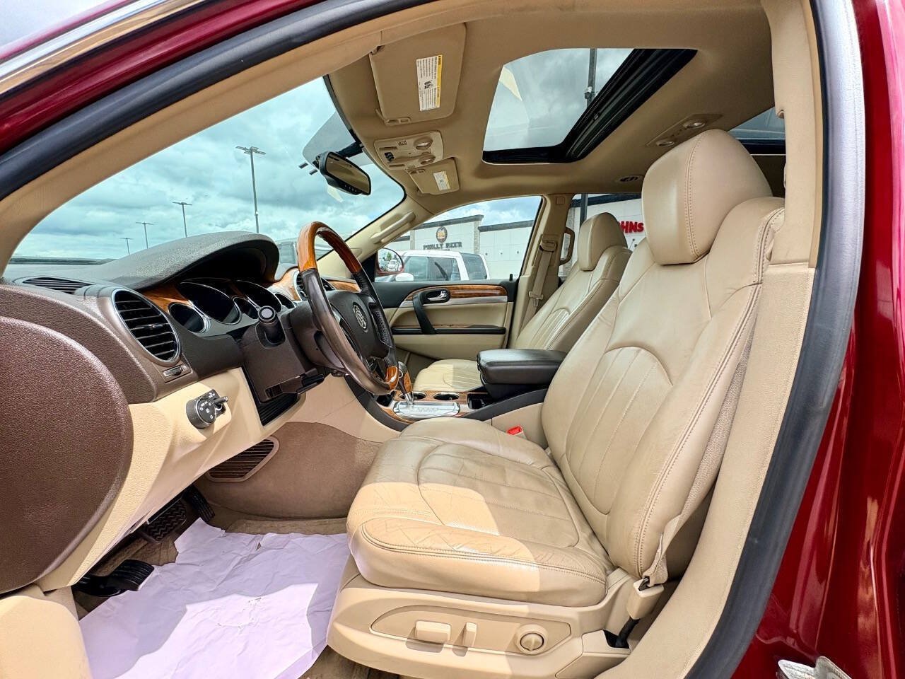 Used 2009 Buick Enclave CXL w/ Entertainment Package #3 AWD/4WD image 10