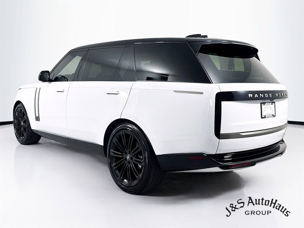 Used 2024 Land Rover Range Rover Long Wheelbase SE AWD/4WD image 5