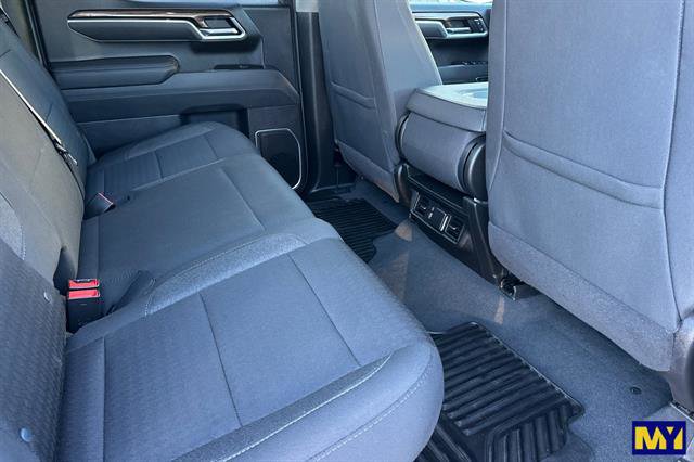 Used 2025 Chevrolet Silverado 1500 LT image 18