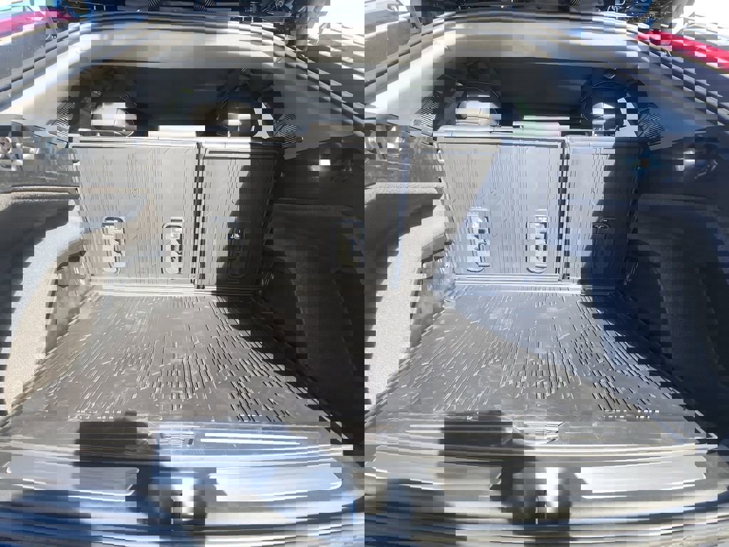 New 2026 Cadillac Optiq Sport 1 w/ LPO, Floor Liner Package image 21