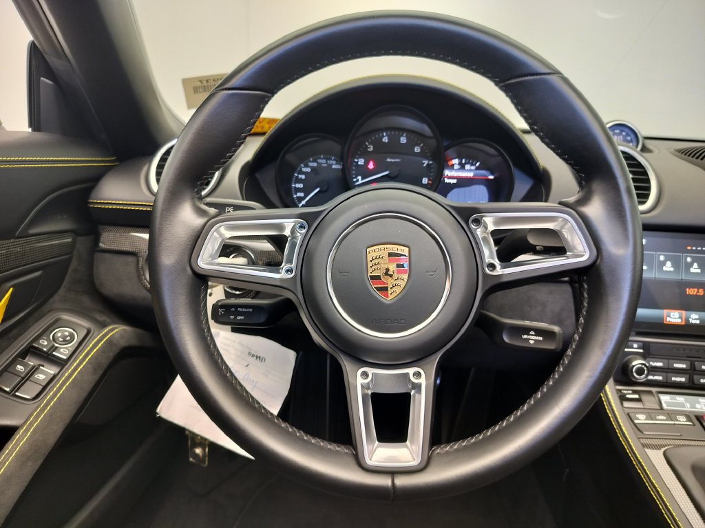 Certified 2020 Porsche 718 Boxster Spyder RWD image 8