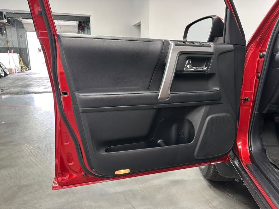 Used 2021 Toyota 4Runner SR5 Premium image 27
