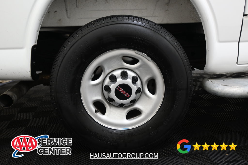 Used 2025 GMC Savana 2500 w/ Driver Convenience Package RWD image 26