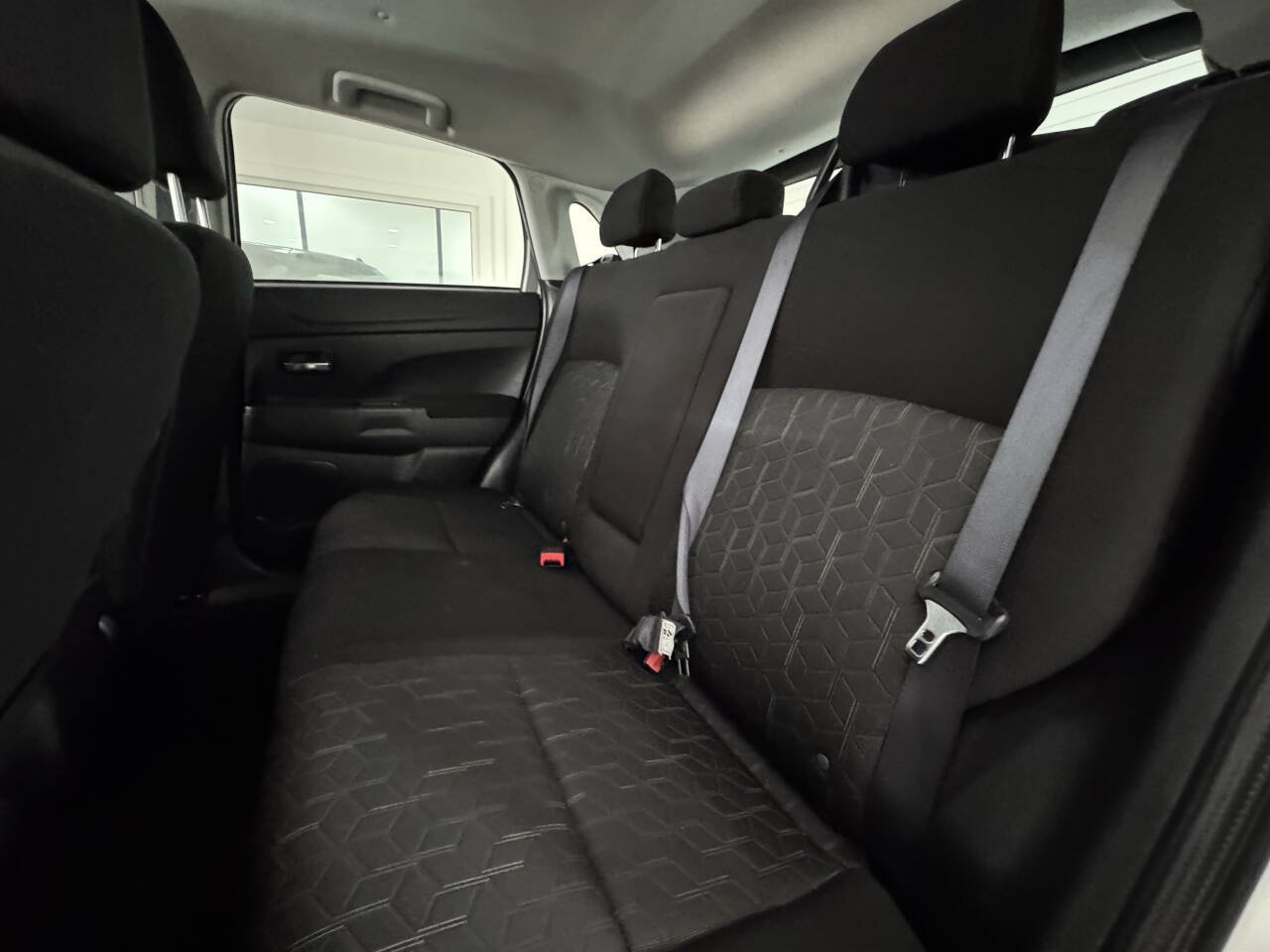 Used 2025 Mitsubishi Outlander Sport SE AWD/4WD image 22