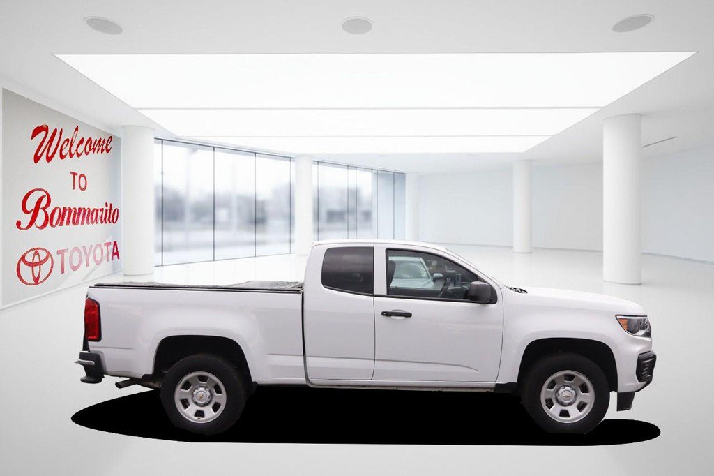 Used 2022 Chevrolet Colorado W/T RWD image 5