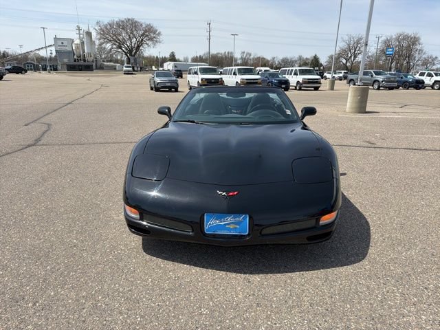 Used 2001 Chevrolet Corvette Convertible w/ Preferred Equipment Group2 RWD image 2