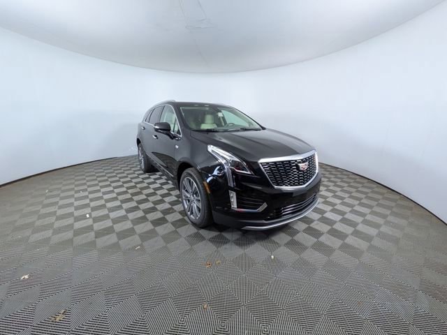 New 2025 Cadillac XT5 Premium Luxury w/ LPO, Floor Liner Package AWD/4WD image 31
