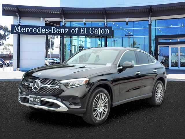 Certified 2025 Mercedes-Benz GLC 300 4MATIC image 1