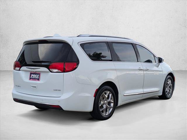 Used 2018 Chrysler Pacifica Limited FWD image 5