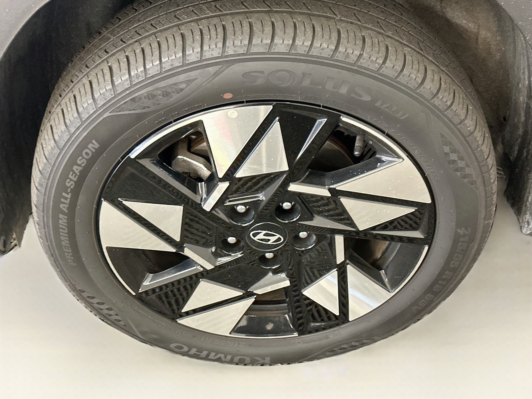 Used 2025 Hyundai Kona SEL AWD/4WD image 34
