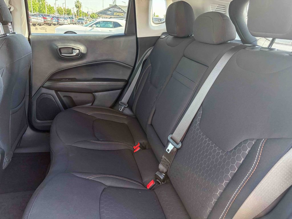 Used 2020 Jeep Compass Sport AWD/4WD image 42