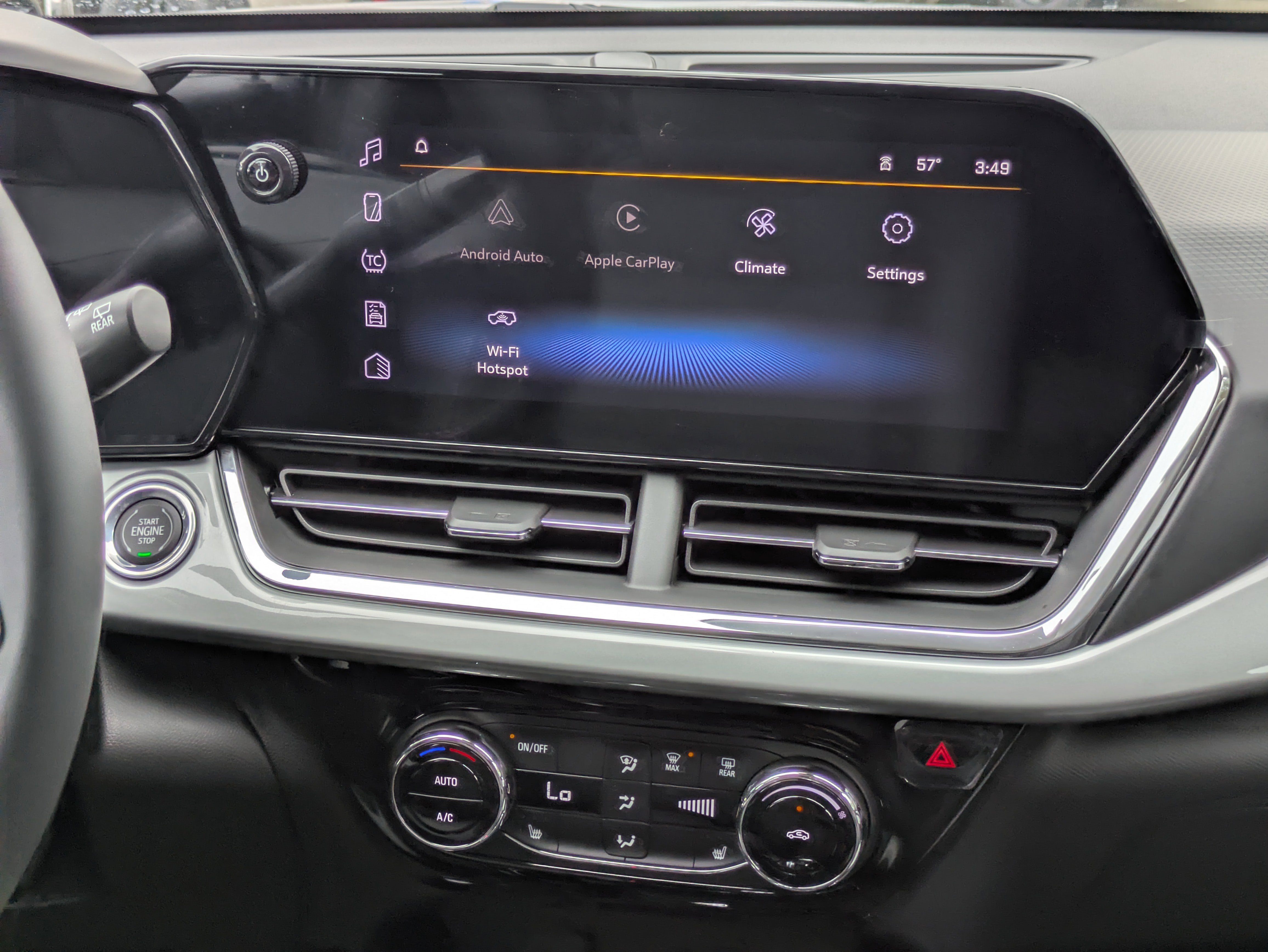 New 2026 Chevrolet Trax LT w/ Driver Confidence Package image 5