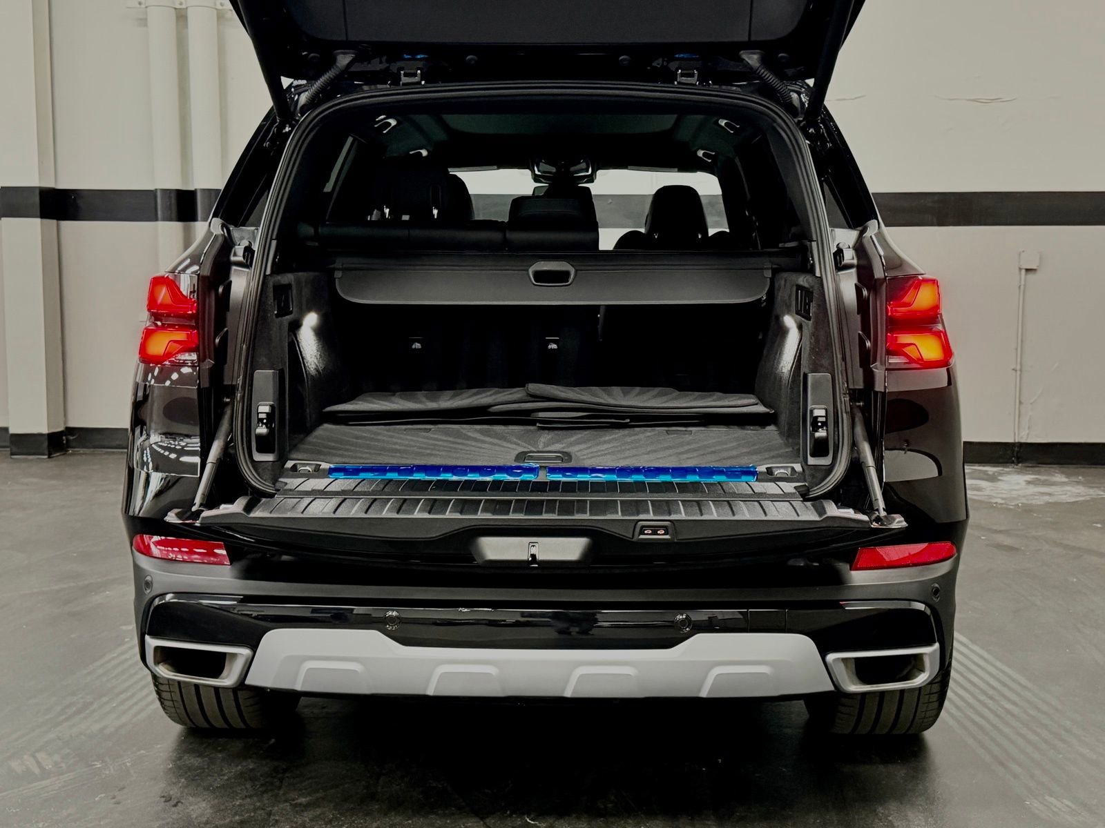 Used 2026 BMW X5 xDrive50e AWD/4WD image 15