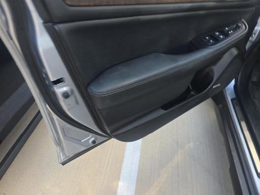 Used 2017 Subaru Outback 2.5i Limited image 7