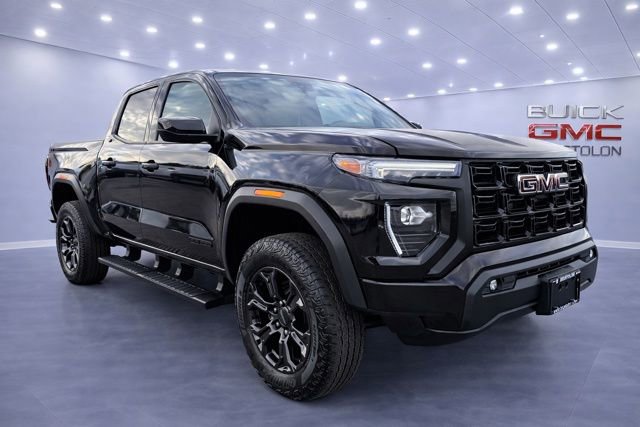 Used 2023 GMC Canyon Elevation w/ Elevation Premium Package AWD/4WD image 3