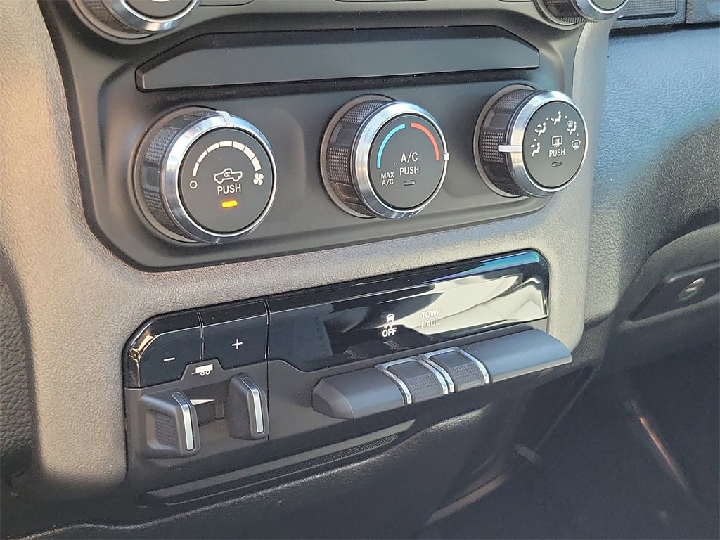 Used 2021 RAM 1500 Big Horn image 31