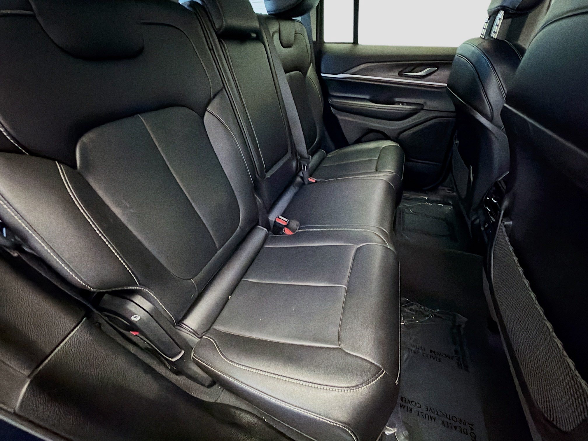 Used 2023 Jeep Grand Cherokee Limited RWD image 14