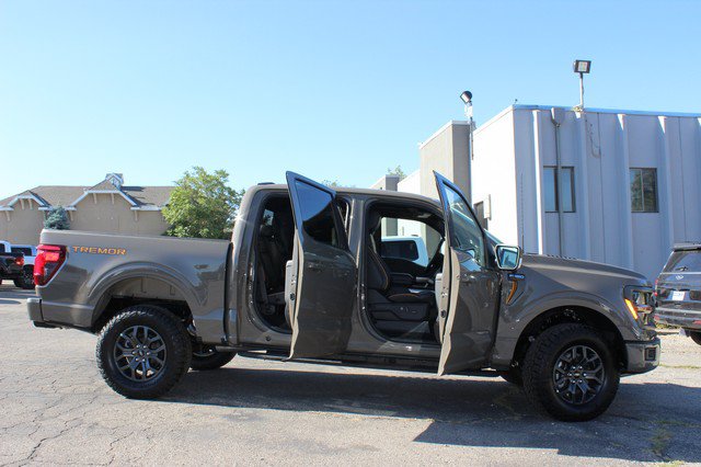 Used 2026 Ford F150 Tremor w/ Equipment Group 402B MID AWD/4WD image 19
