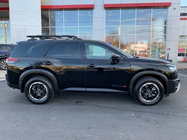 Used 2025 Nissan Pathfinder Rock Creek image 2