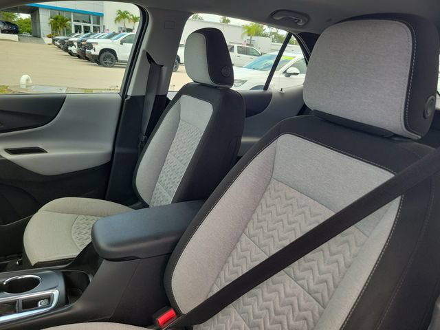 Used 2023 Chevrolet Equinox LS FWD image 14