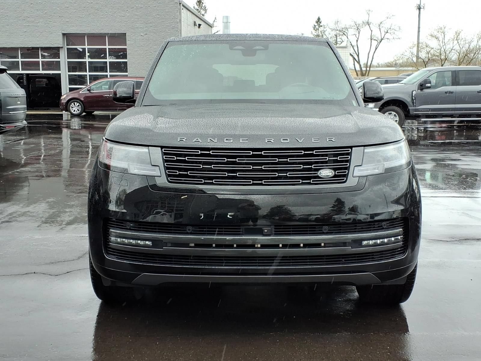 Used 2026 Land Rover Range Rover Long Wheelbase Autobiography AWD/4WD image 8