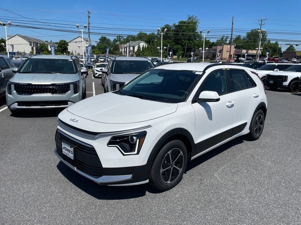 New 2026 Kia Niro LX FWD image 1