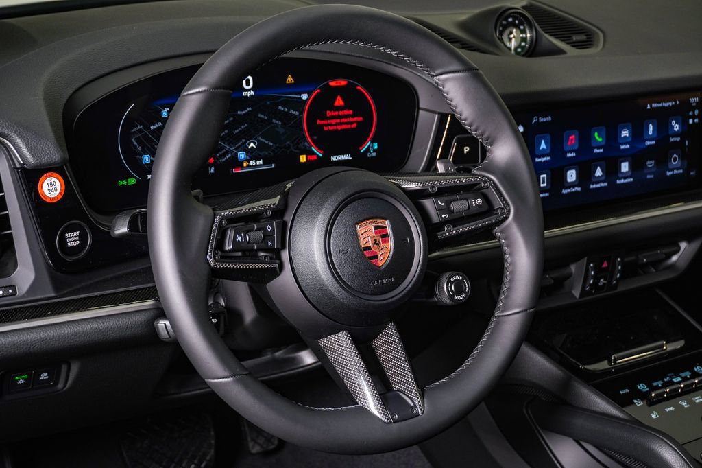 New 2026 Porsche Cayenne Coupe AWD/4WD image 18