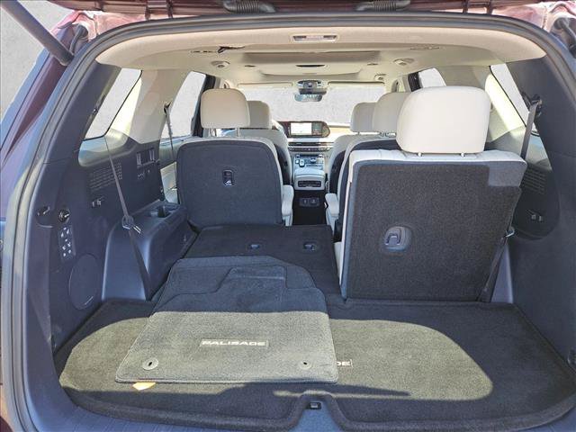 Used 2023 Hyundai Palisade Limited w/ Cargo Package FWD image 8