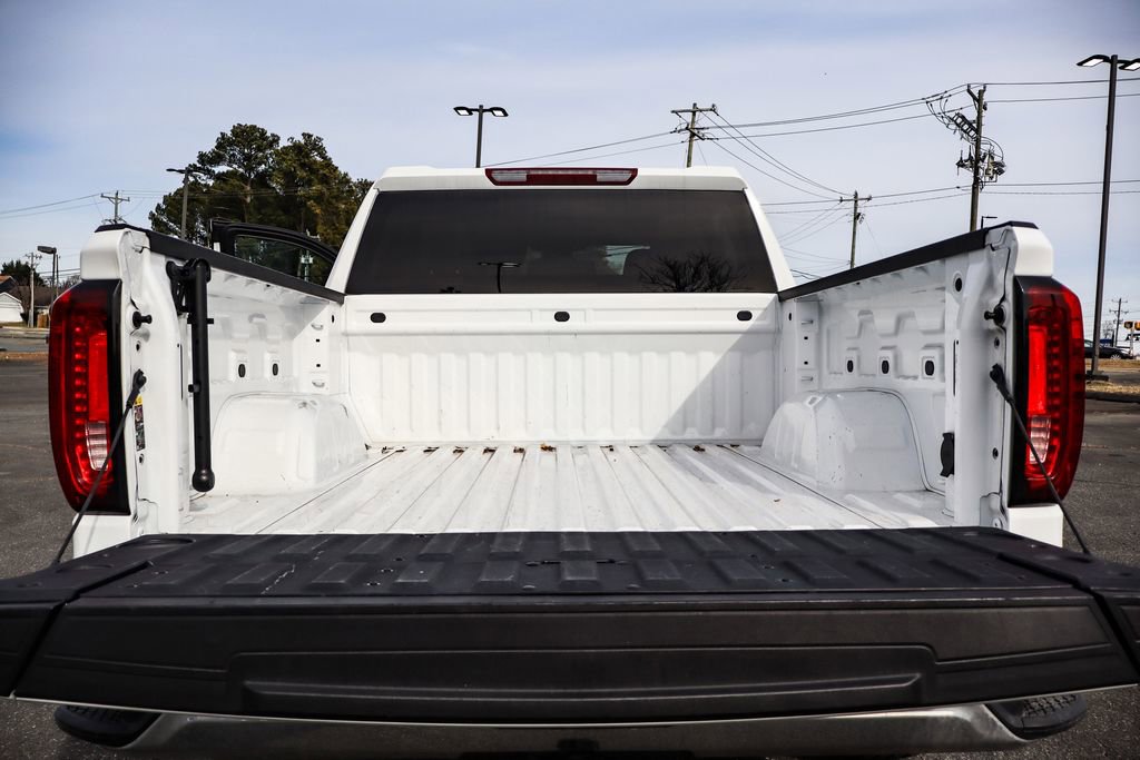 Certified 2025 GMC Sierra 1500 SLT image 33